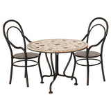 Table de jardin en métal