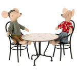 Table de jardin en métal